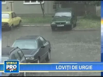 Haos in toata tara, din cauza vijeliilor!