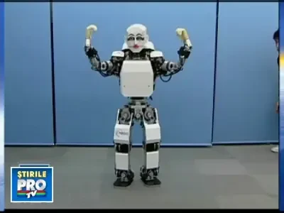 S-a inventat robotul cu sentimente! Plange, rade si se mira!