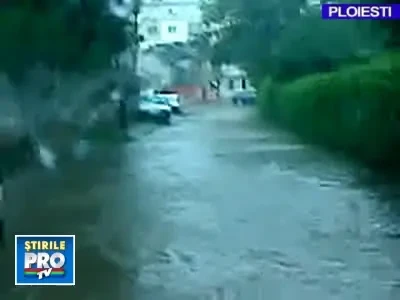 Ploiestiul, maturat de vijelii!