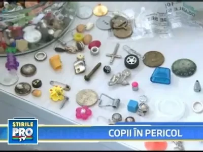 La spital ajung tot mai multi copii care inghit corpuri straine