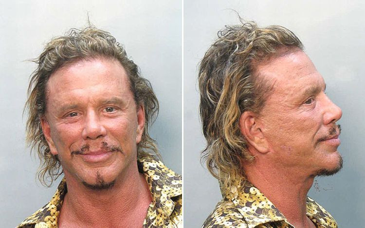 Mickey Rourke, dat pe brazda de partenera mai tanara? Are un nou look