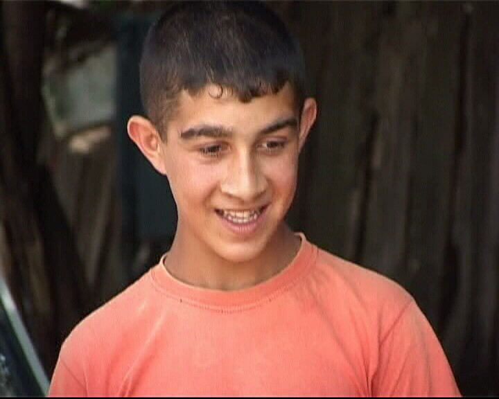 Michael Jackson traieste! Are 14 ani si locuieste in comuna Liesti, Galati