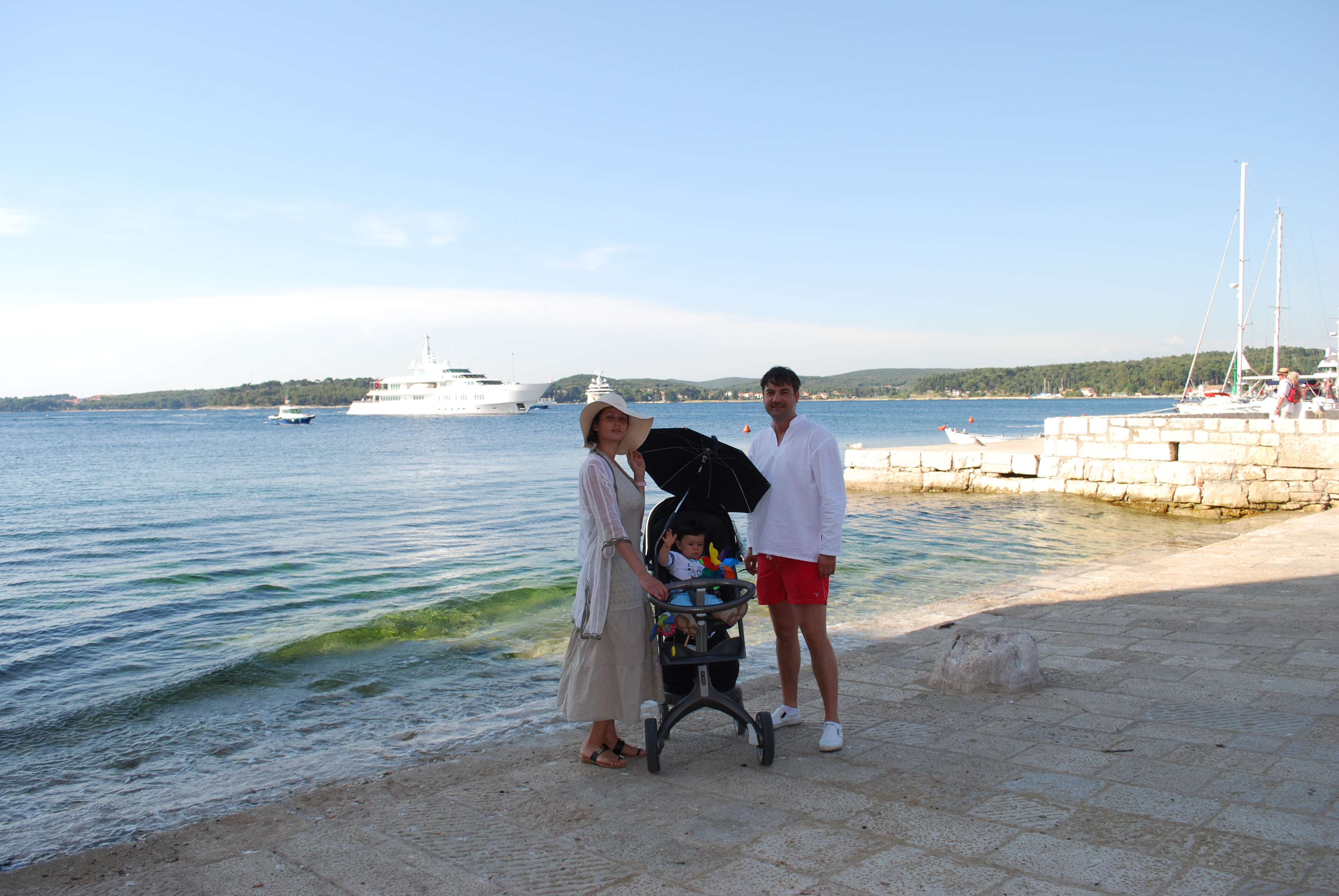 Nicoleta Luciu si-a incarcat bateriile in Croatia!