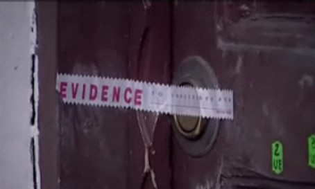 Fata de 16 ani, care si-a omorat mama adoptiva, ramane in inchisoare