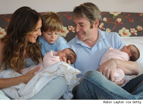 Cuplul Sarah Jessica Parker-Mathew Broderick si-a prezentat gemenele