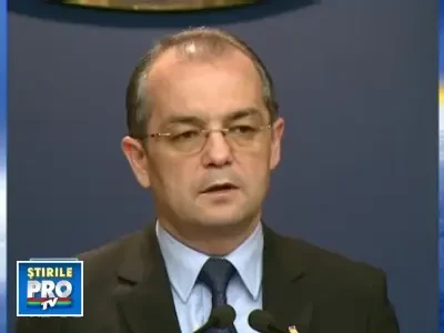 Emil Boc, Guvernul si artileria anticriza!