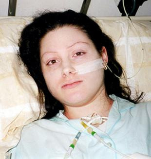 A recunoscut ca si-a ajutat fiica bolnava sa se sinucida!