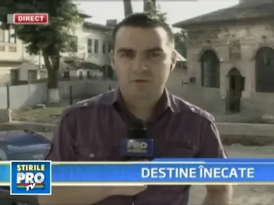 O fetita de 13 ani a murit inecata, in piscina unui vecin