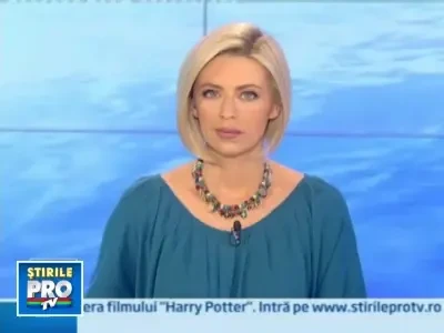 Sute de curiosi s-au inghesuit s-o vada pe Michell Obama la Roma!