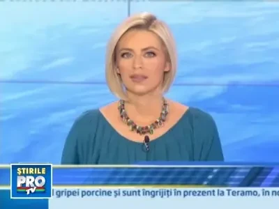 VIDEO: Carmen Electra, show fierbinte, cu sanii goi, in Las Vegas!