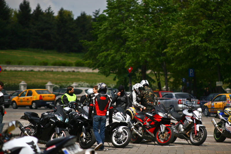 Megashow pe doua roti la Predeal!