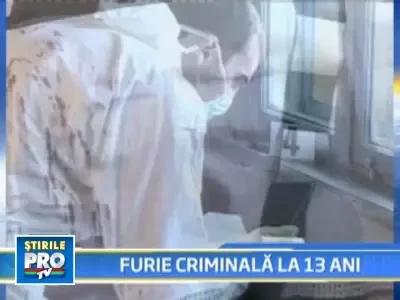 SOCANT! Copil de 13 ani si-a ucis mama cu un ciocan, chiar de ziua tatalui!