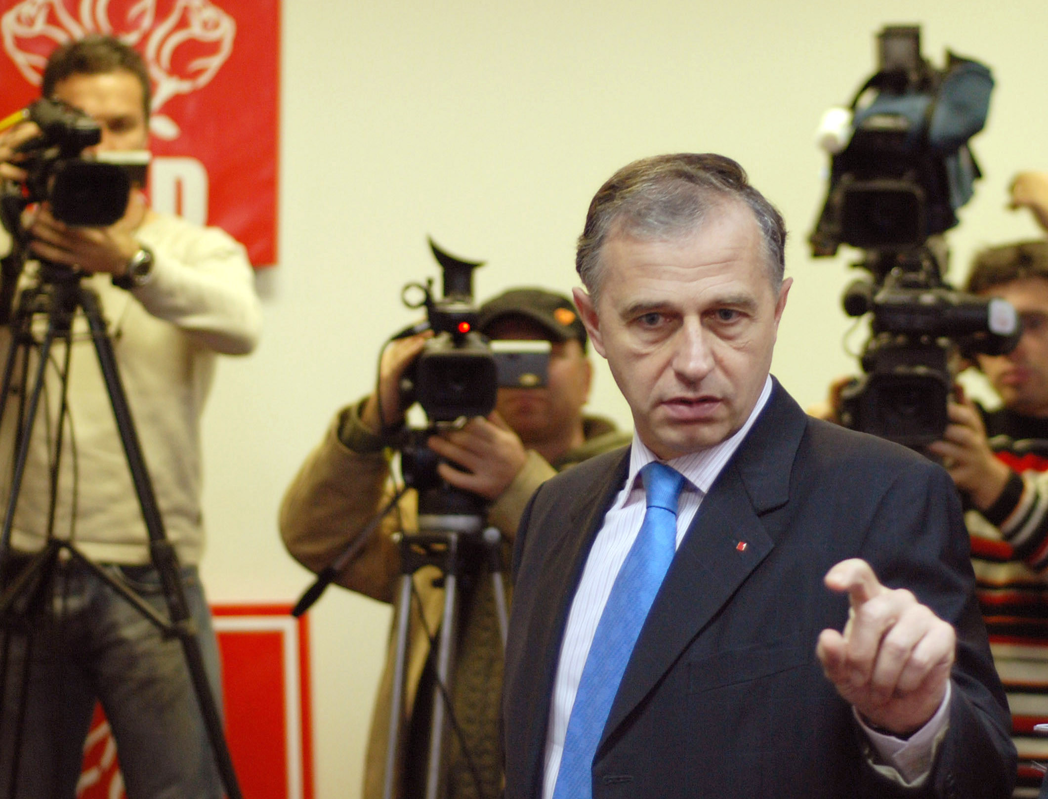 Samanta de scandal in coalitie pleaca de la "onoarea ranita a lui Udrea"