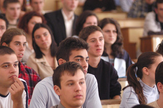 Peste 4.000 de absolventi de liceu vor ocupa locuri bugetate la UBB