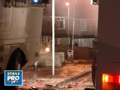 Manifestatie violenta a protestantilor din Irlanda de Nord