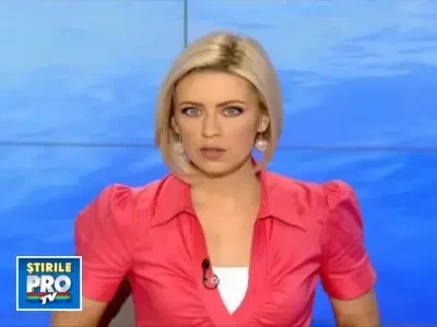 Debbie Rowe renunta din nou la custodia copiilor! Pentru 4 mil. de dolari!