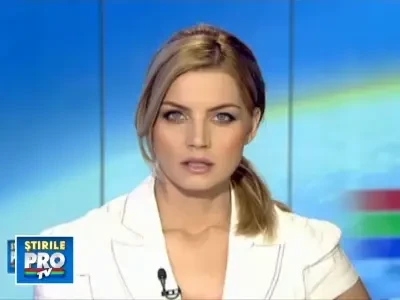 Un avion s-a prabusit intre doua blocuri, in California!