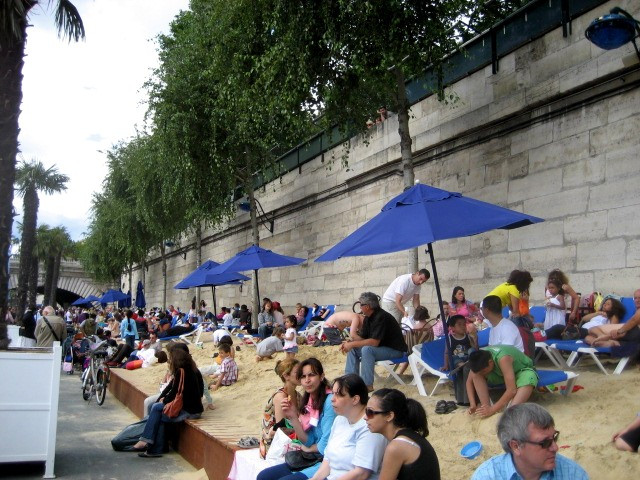 La plaja pe malul Senei!