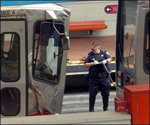 44 de raniti, dupa ce 2 trenuri s-au ciocnit intr-o gara din San Francisco