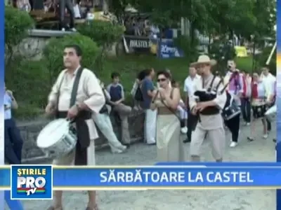 Distractie in stil medieval la Castelul Corvinilor din Hunedoara!