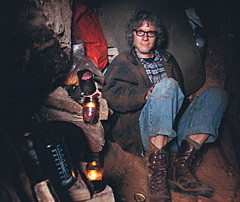 Cum traieste o persoana care a reununtat de 10 ani la bani?