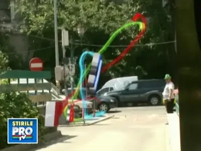 Oameni "Jos palaria!"