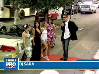 Claudiu, la prima intalnire cu cele patru finaliste de la “Vara lu’ Sara"!