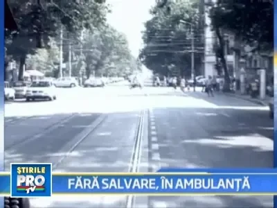 Echipajul unei ambulante, acuzat de moartea unei femei