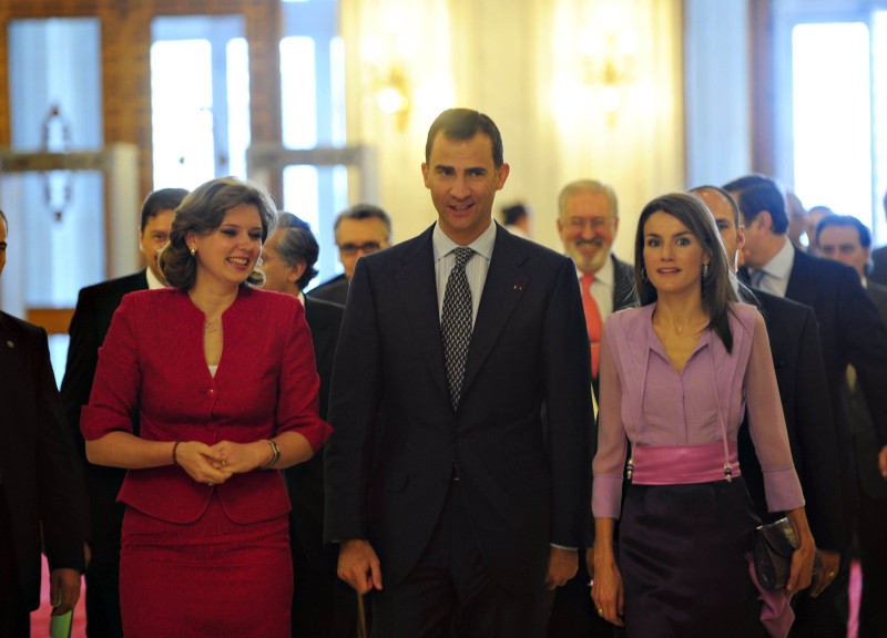 Printul Felipe si Letizia, ghidati de Roberta Anastase prin Casa Poporului
