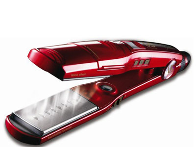 Placile de intins parul, la mare cautare! Romancele nu au bani de coafor