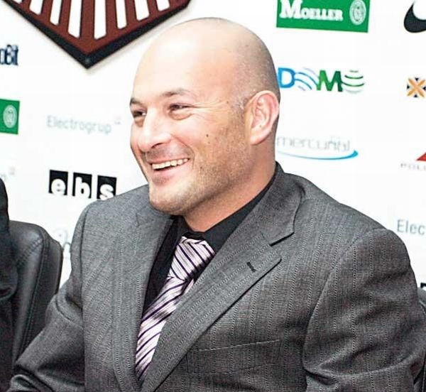 Arpad Paskany, internat dupa un accident la ski in Elvetia!