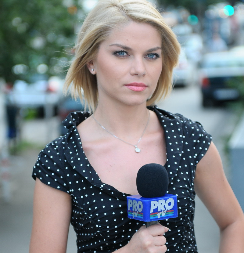 Andreea Marinescu, corespondent al Stirilor ProTV, a devenit mamica