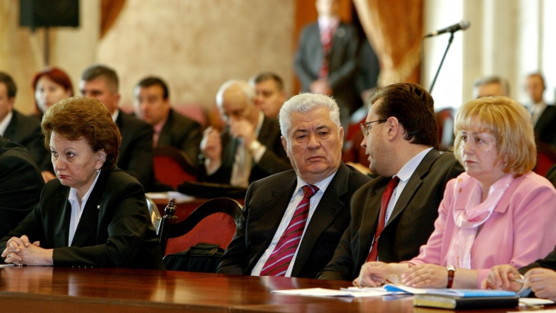 Vrei sa fii presedintele R. Moldova? Depune-ti CV-ul!