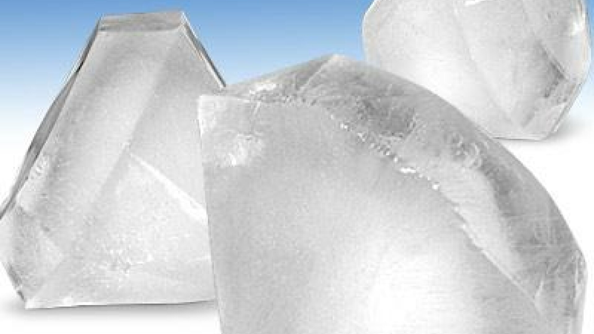 A rezistat 24 de ore intr-un cub de gheata!