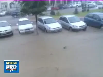 O furtuna a transformat Tulcea in Mica Venetie!