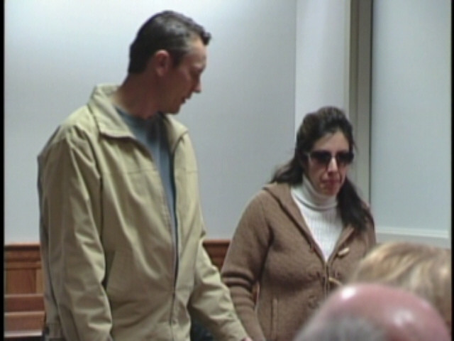 Si-a lasat fata sa moara crezand ca prin rugaciune se vindeca!