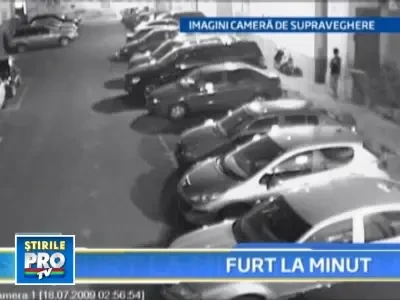 Gone in 60 seconds! A furat un scuter in mai putin de 1 minut!