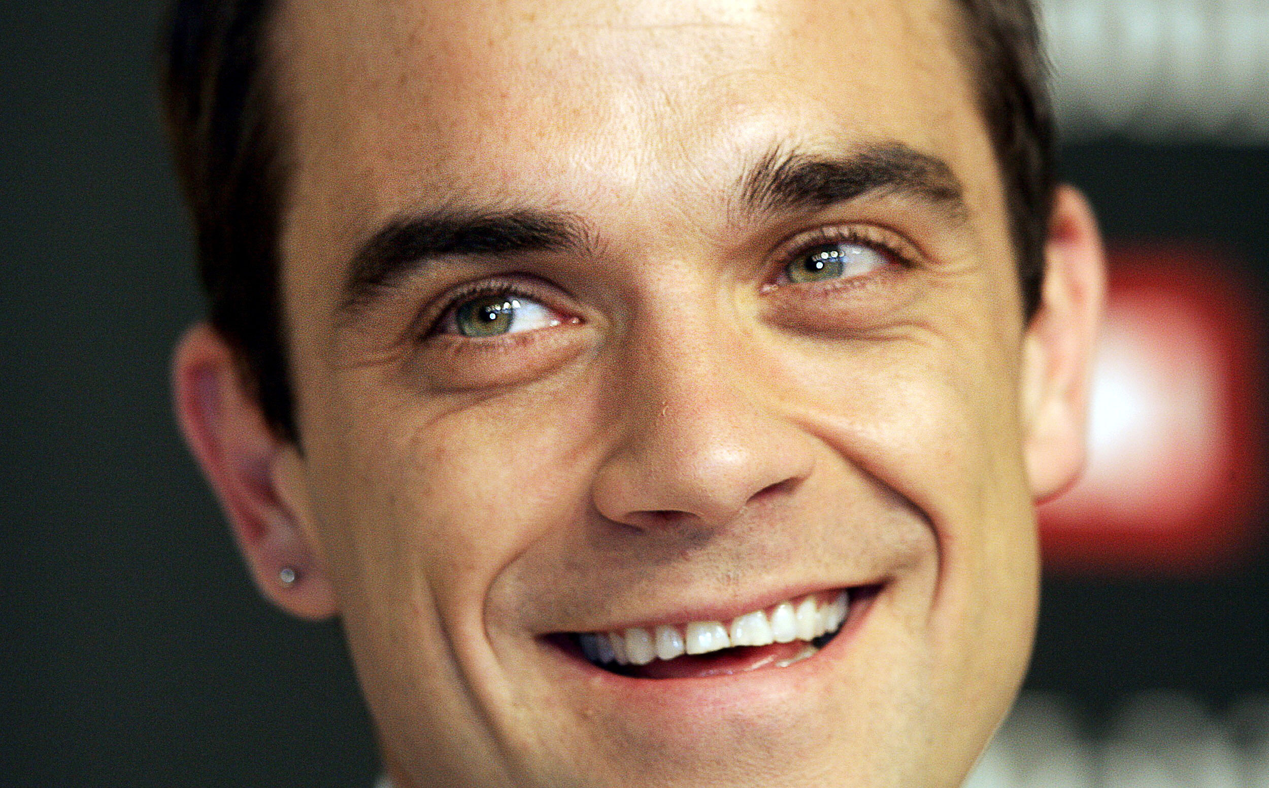 Robbie Williams s-a logodit!