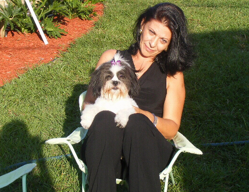 Mama Elenei Carstea va fi alaturi de fiica ei la operatia pe creier!