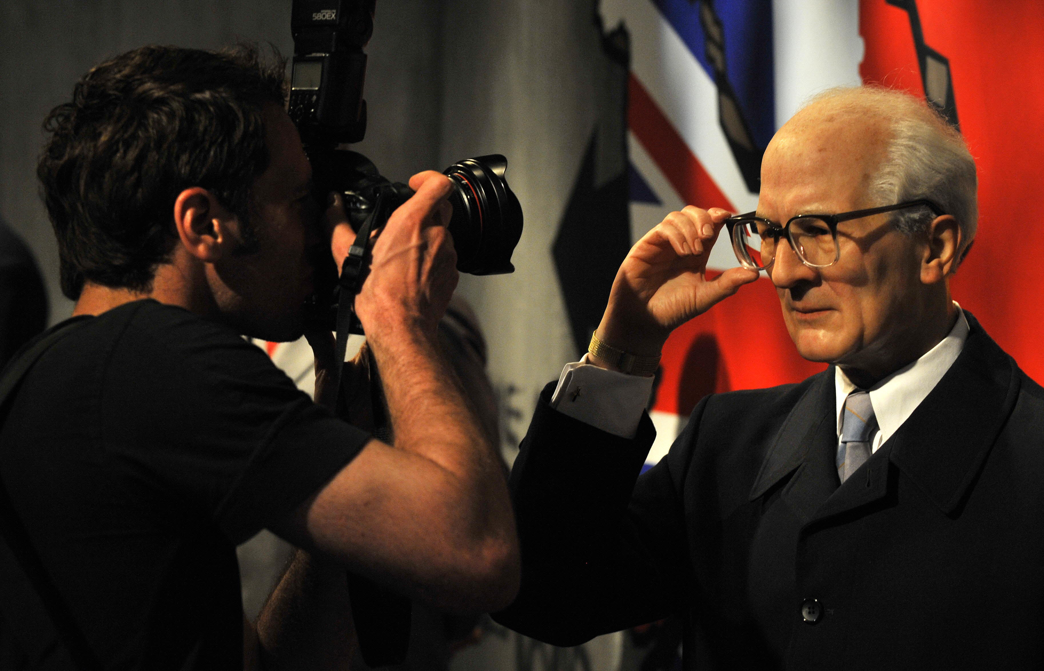 Avionul liderului comunist Erich Honecker, transformat in hotel de lux!