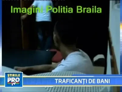 Doi tineri din Iasi au vrut sa recupereze masina lasata gaj, cu bani falsi