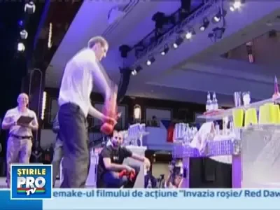 Ia cocktailul, neamule! A inceput Campionatul Mondial!