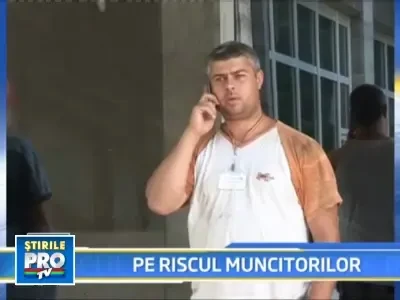 A murit strivit de un perete de cateva sute de kilograme!