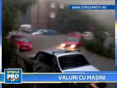 Oradea, paralizata de o furtuna puternica!