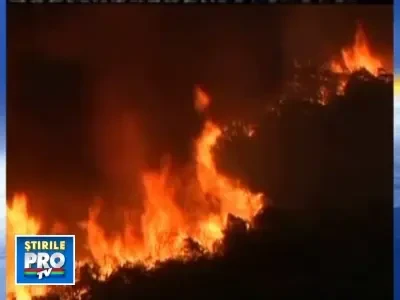 Arde din nou California! 2.000 de oameni, evacuati!