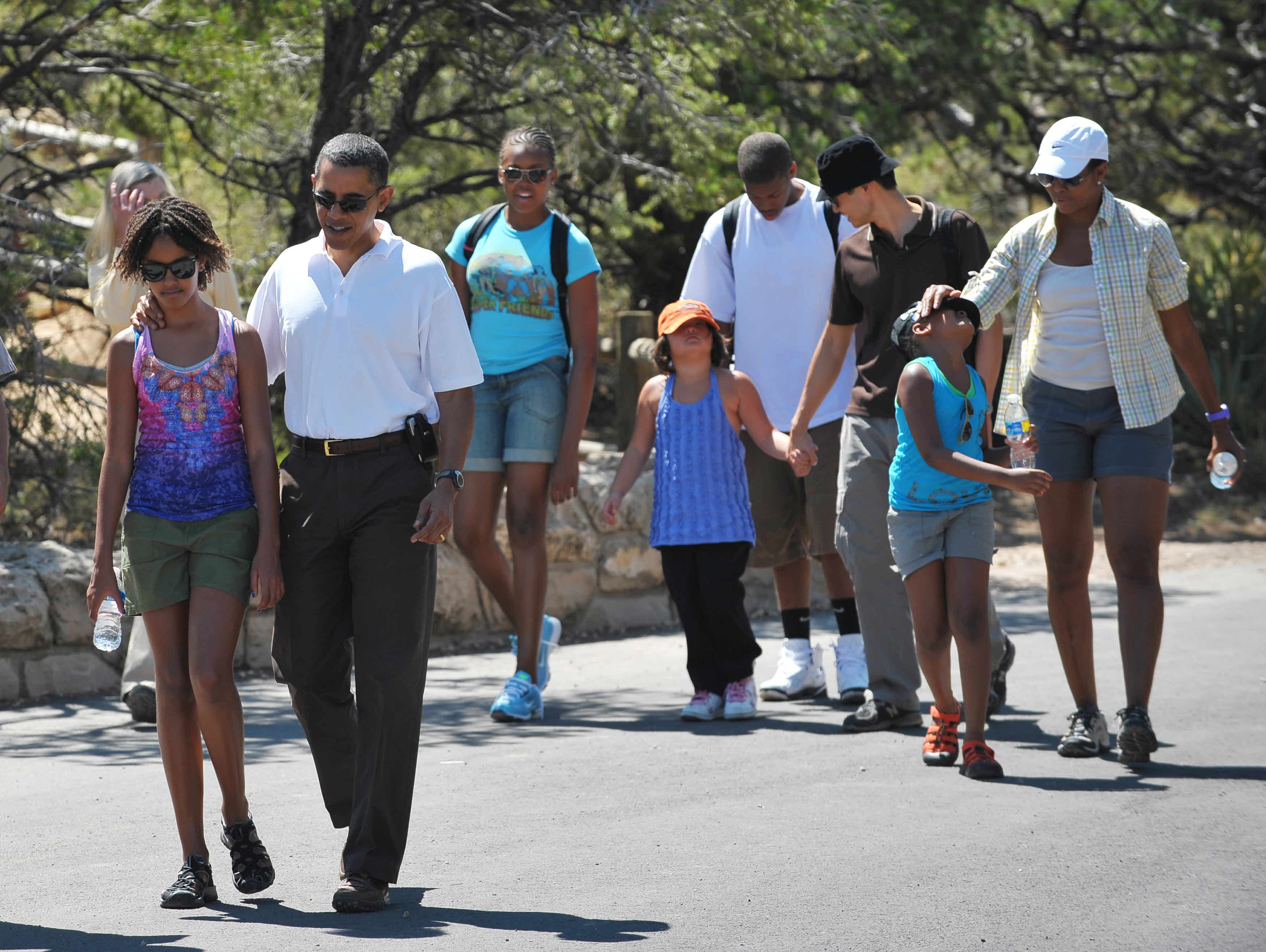 Familia Obama, in vizita la parcul national Yellowstone din Wyoming!