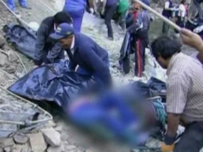 Doliu in America de Sud: zeci de morti pe soselele din Peru si Bolivia