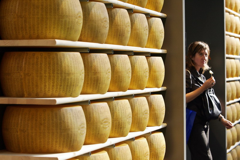 Povestea branzei din seifurile bancilor din Italia. E tratata precum aurul si valoreaza aproape 200 mil. euro