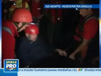 A scapat cu viata dupa ce s-a prabusit in gol, in masivul Piatra Craiului