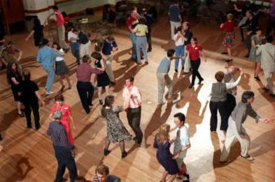 Rusia se misca in pasi de swing!